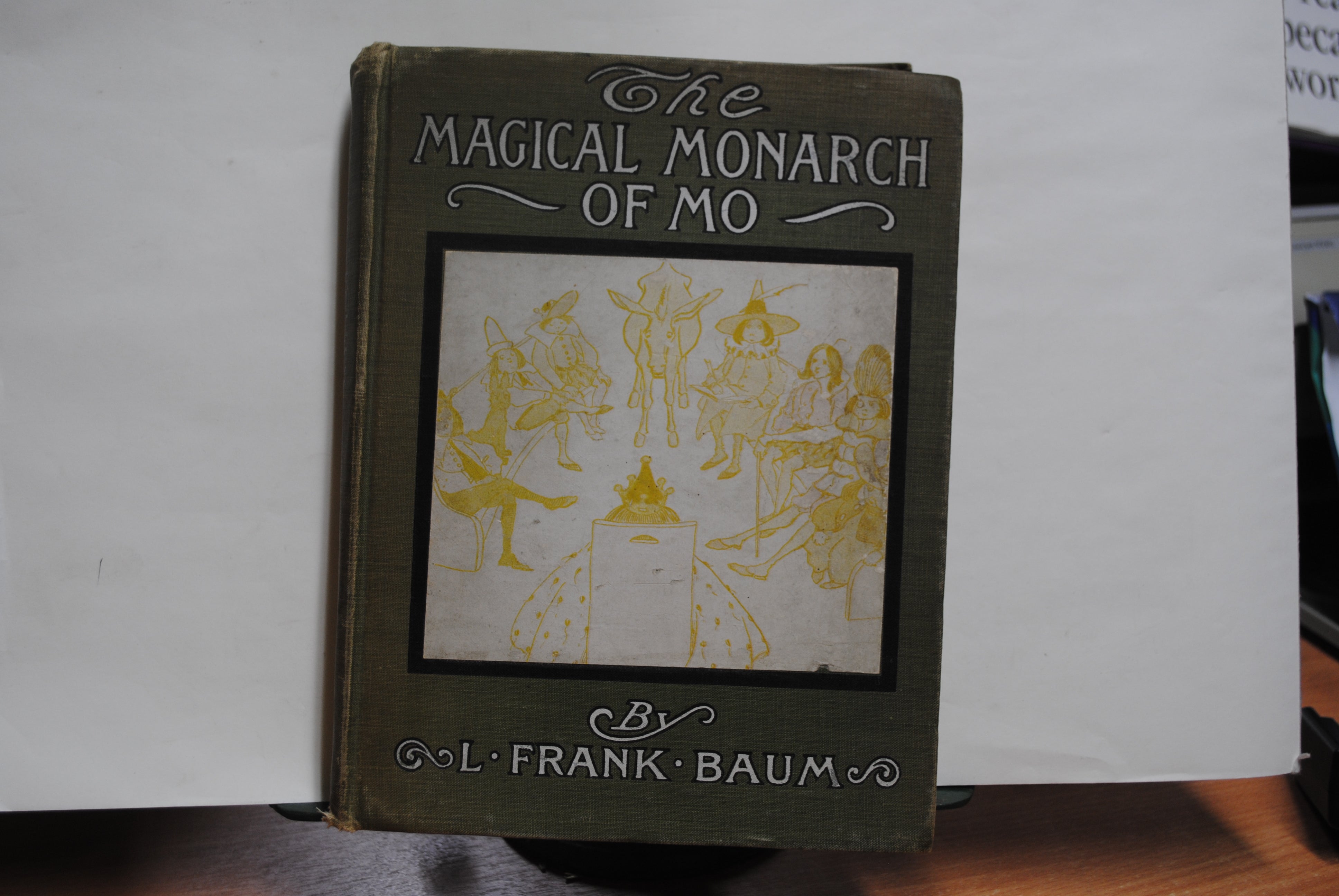 The Magical Monarch of Mo and His People (The Suprising Adventures of)