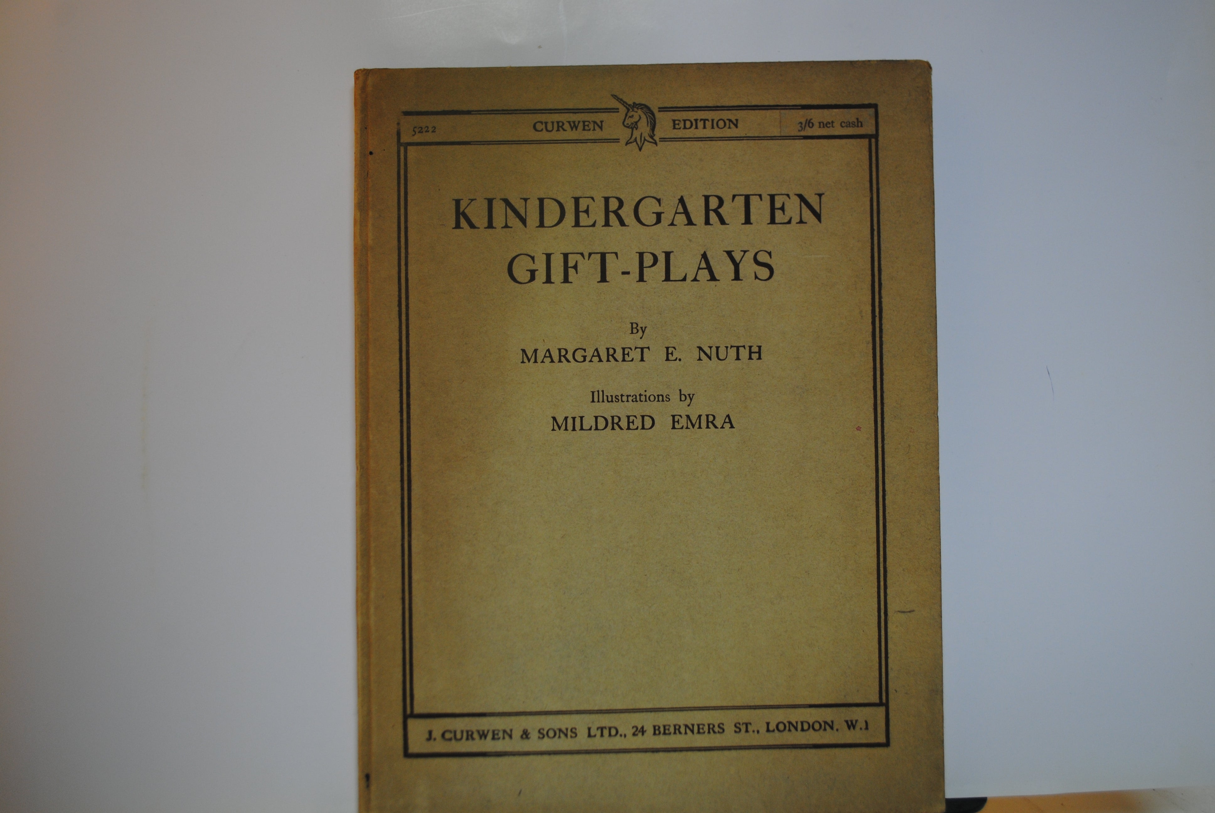 Kindergarten Gift plays