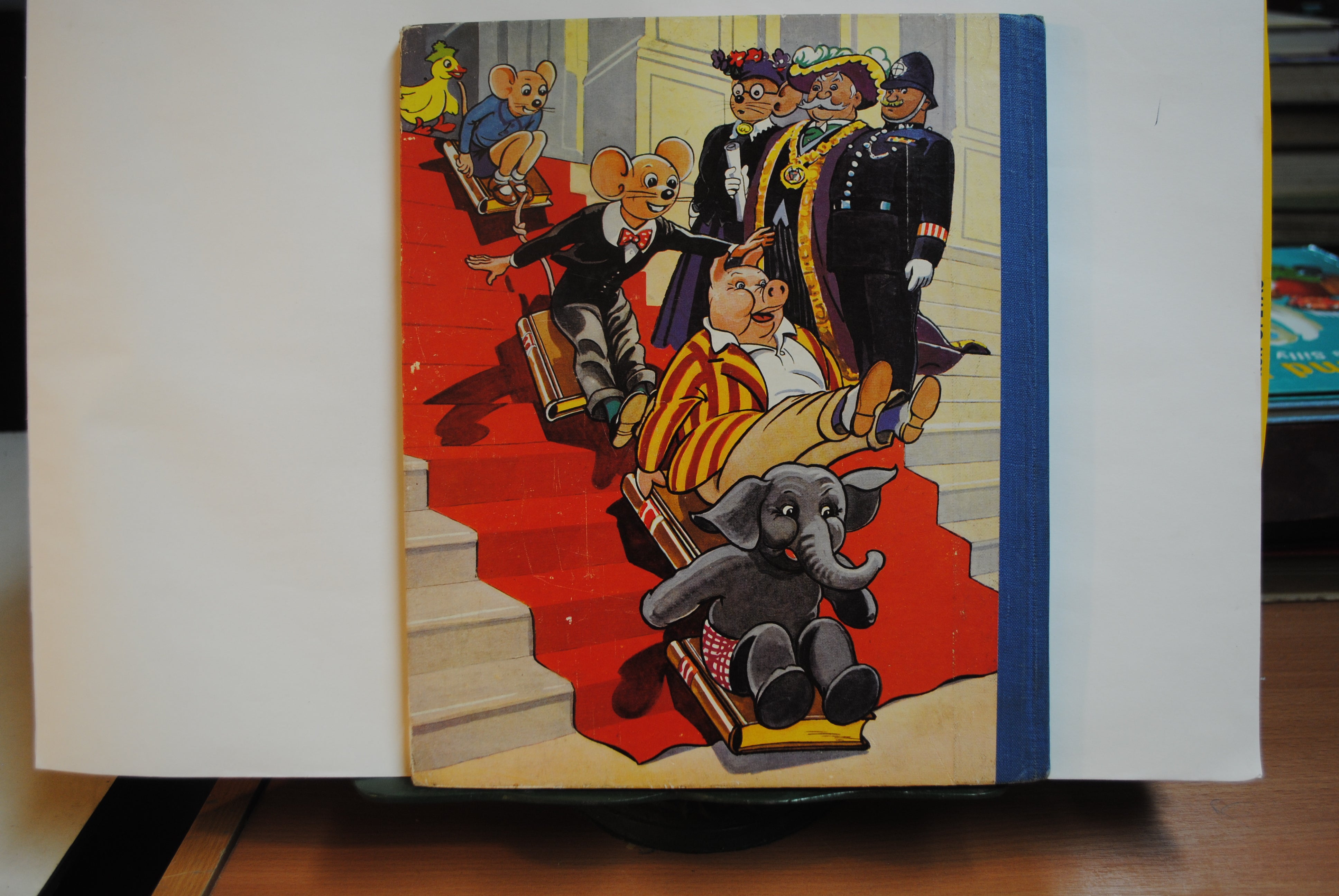 Teddy Tail Picture and Story Book