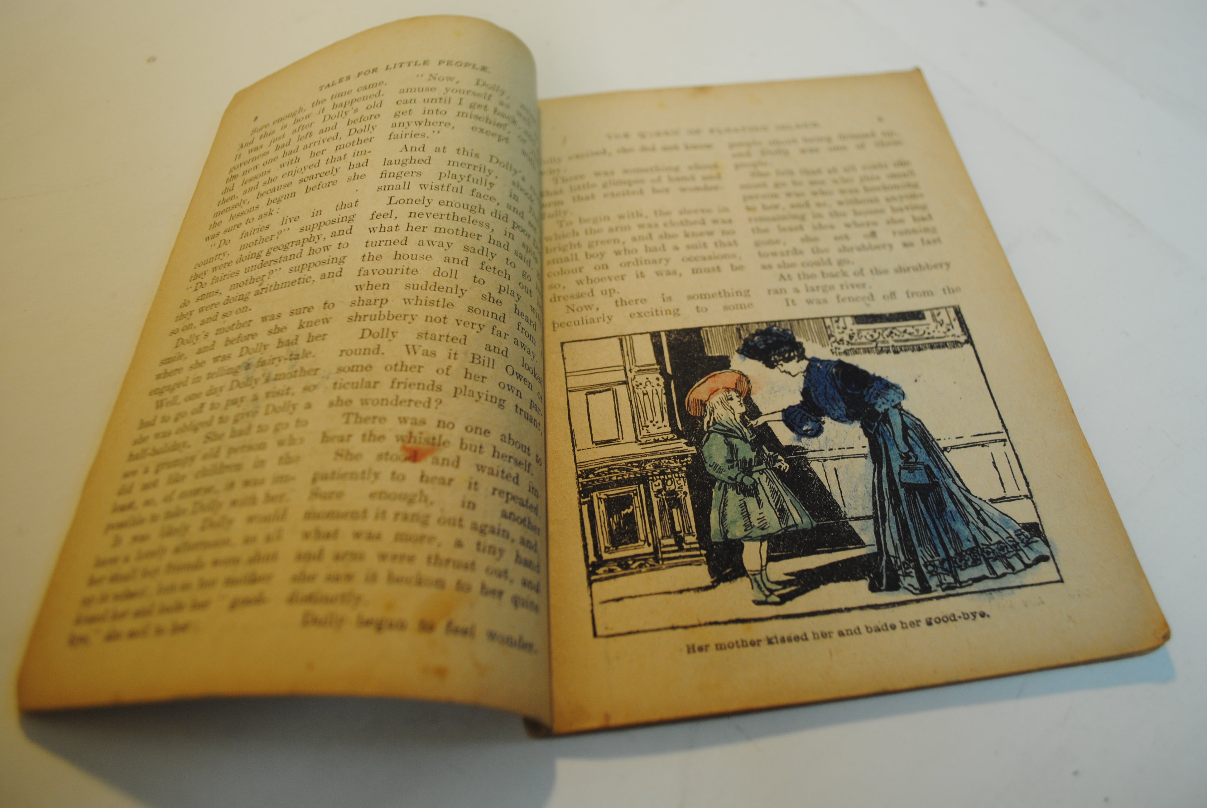 Tales for Little People  ( five Titles No.24/41/14/04 and the tales of the floting queen)